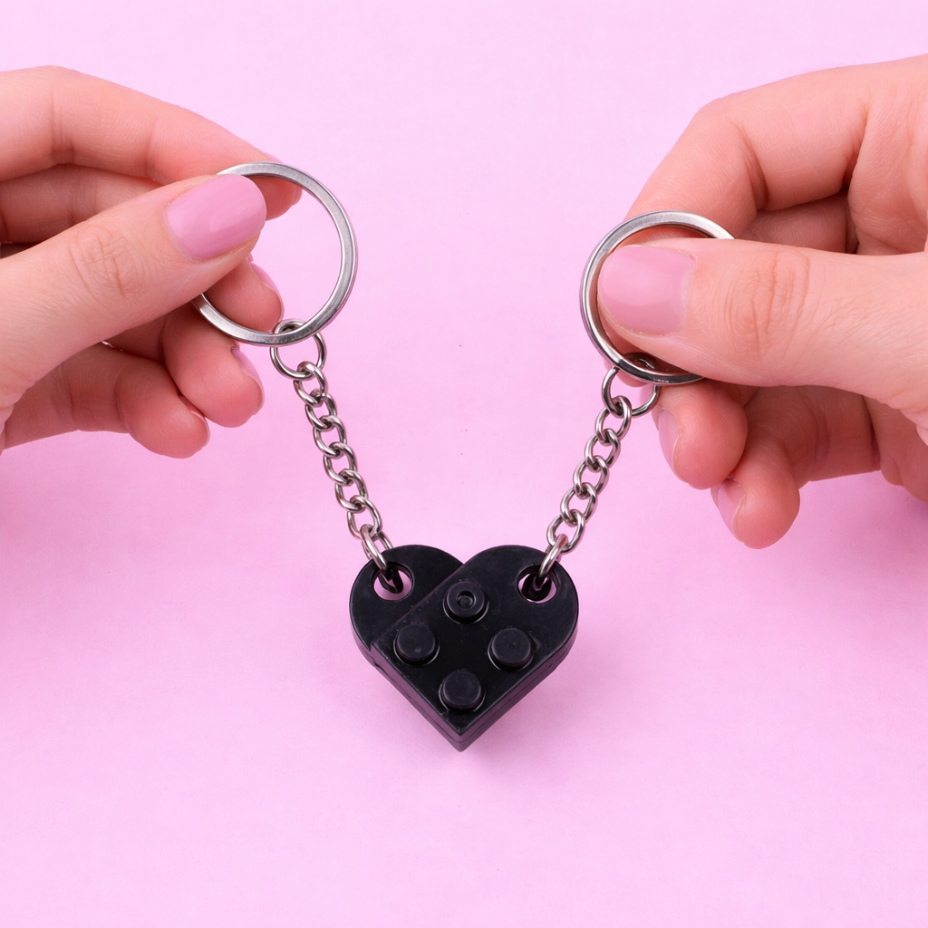 Split Heart Couples Keyring Set